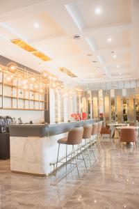 uma hotel and residences