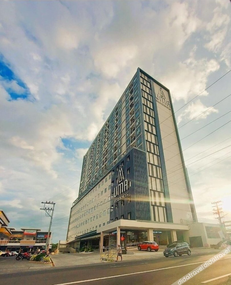 uma hotel and residences