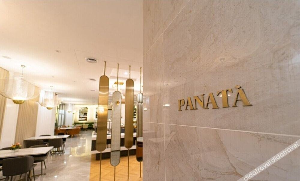 uma hotel and residences