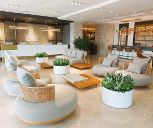 uma hotel and residences