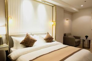 uma hotel and residences