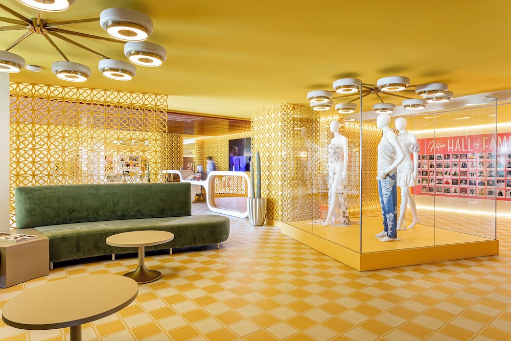 los felices ibiza adults only