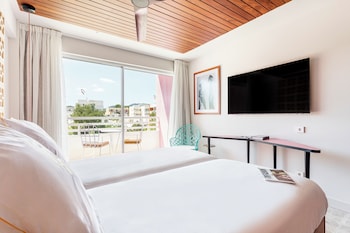 los felices ibiza adults only