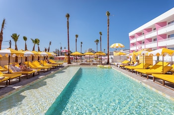 los felices ibiza adults only