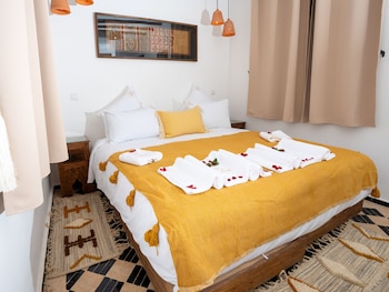 riad nelia