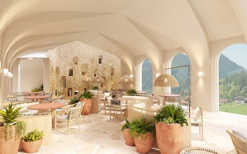 golden hill by golden tulip