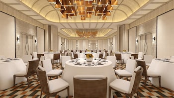 golden hill by golden tulip