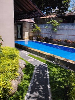 kartika dahayu villa