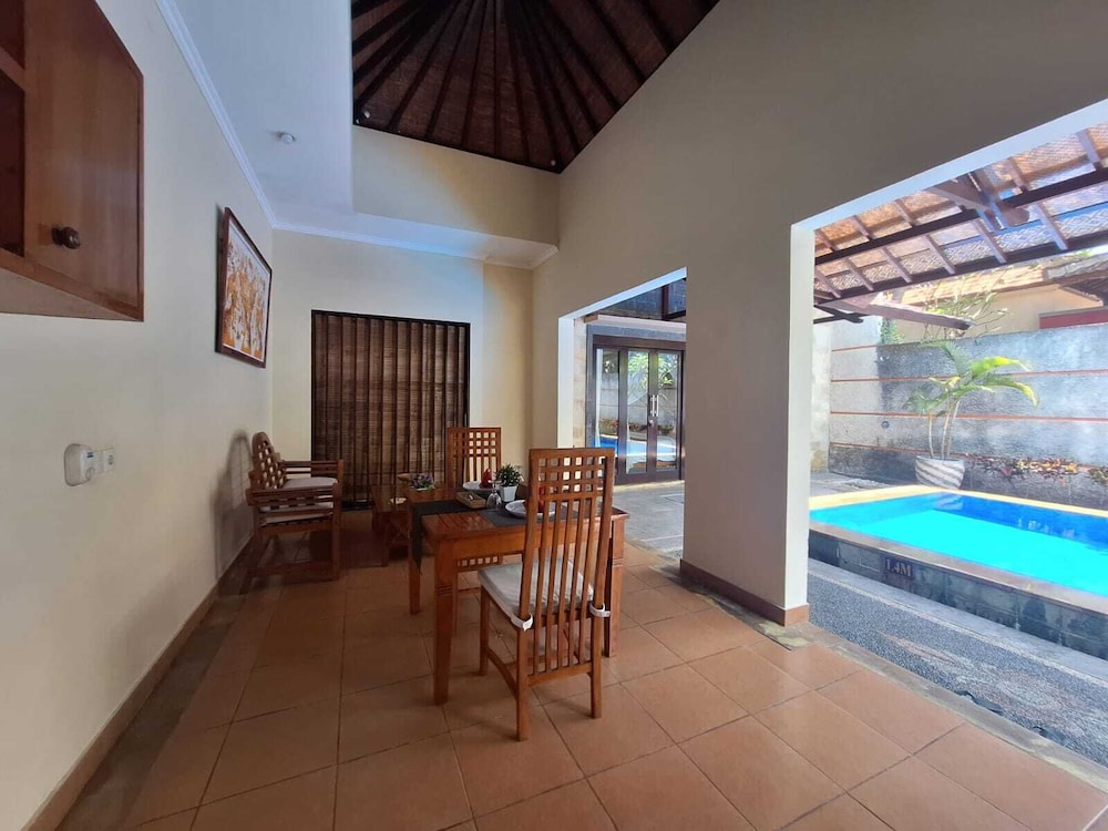 kartika dahayu villa