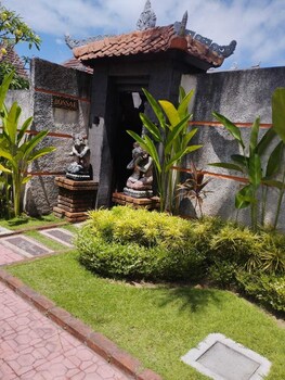 kartika dahayu villa