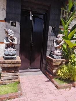 kartika dahayu villa