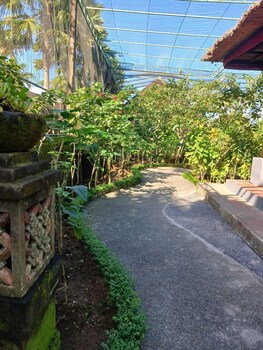 kartika dahayu villa