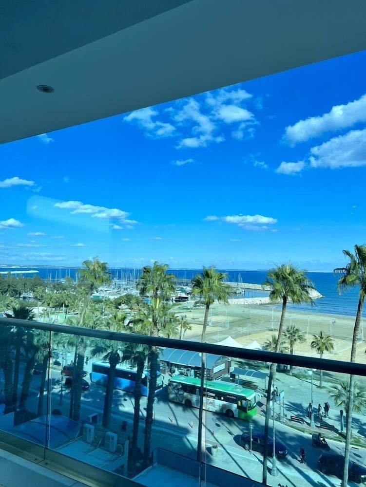 aphrodite plaza