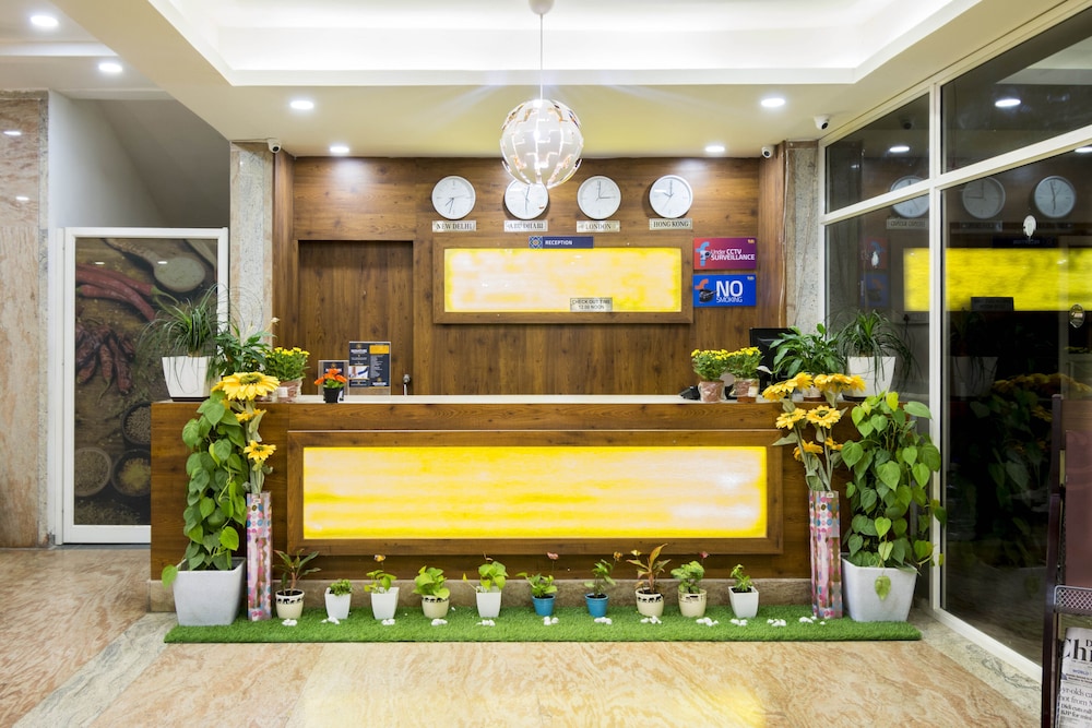 hotel plaza airport zone