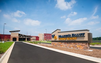Walker's Bluff Casino Resort,Carterville>>Carbondale,4.5 star