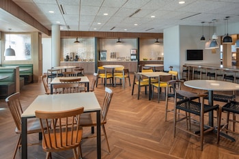 fairfield inn and suites by marriott huntsville redstone gateway