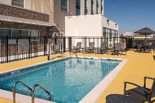 fairfield inn and suites by marriott huntsville redstone gateway