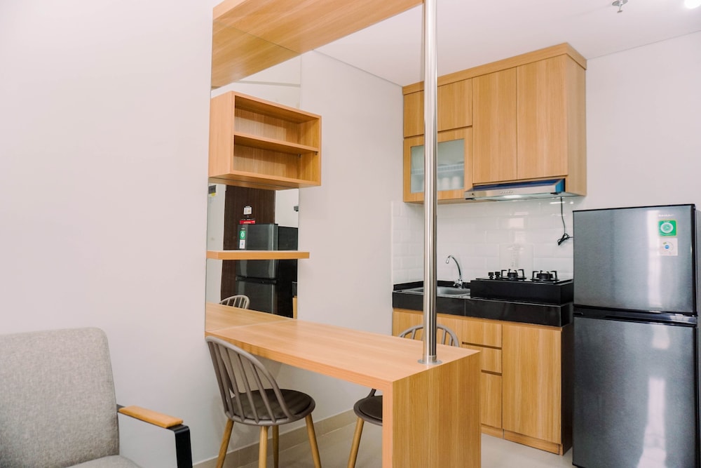 comfort and homey 2br at transpark bintaro apartment