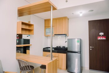comfort and homey 2br at transpark bintaro apartment