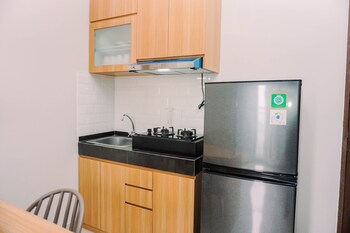 comfort and homey 2br at transpark bintaro apartment