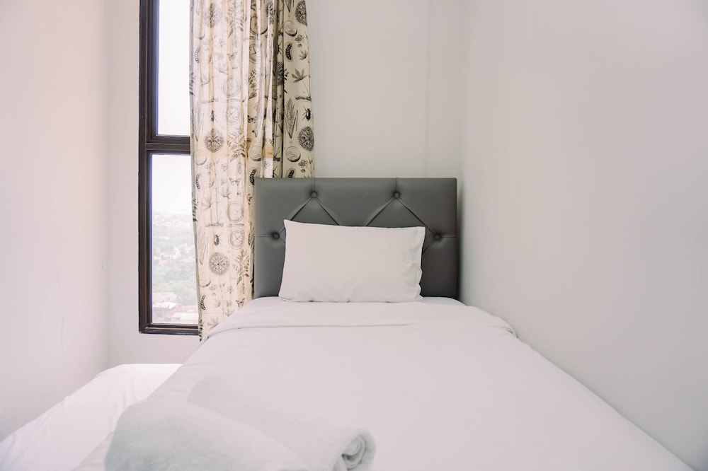 comfort and homey 2br at transpark bintaro apartment