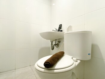 best deal and cozy studio tamansari mahogany karawang apartment