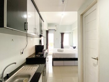 best deal and cozy studio tamansari mahogany karawang apartment