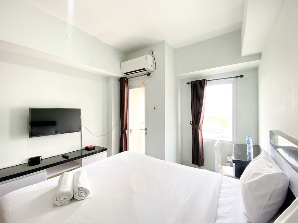 best deal and cozy studio tamansari mahogany karawang apartment