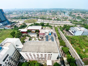 cozy stay studio tamansari mahogany karawang apartment