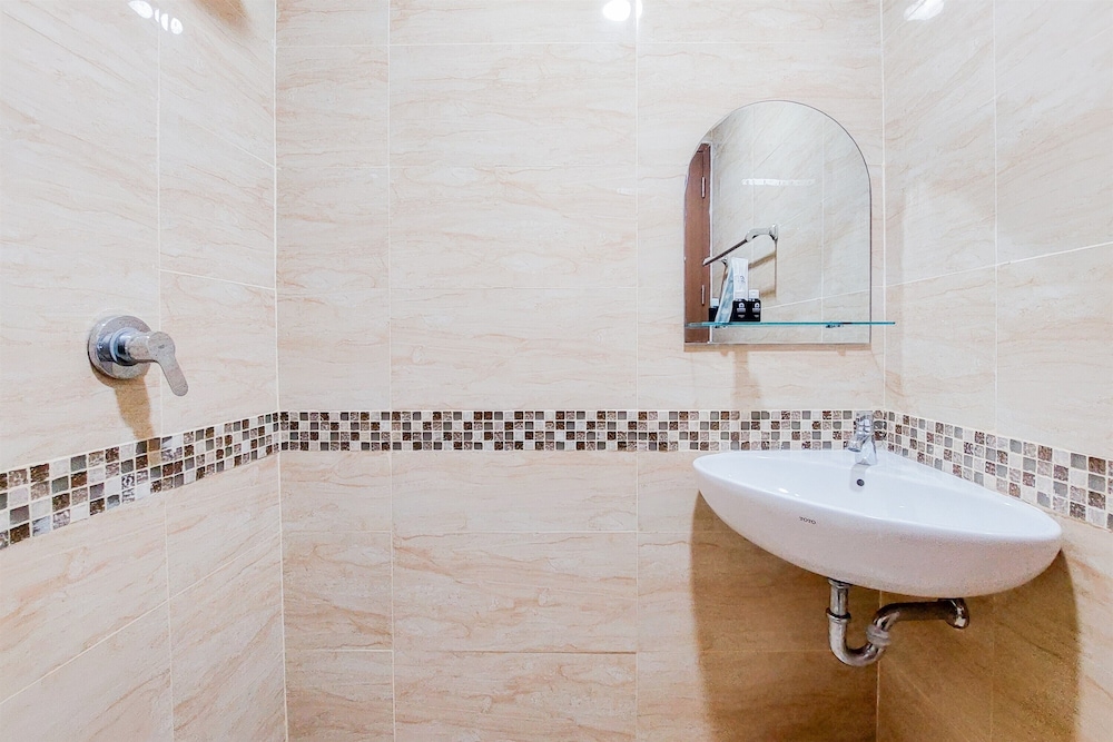 warm and simply look studio apartment at b residence