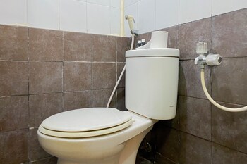 great choice and comfy 2br green pramuka city apartment