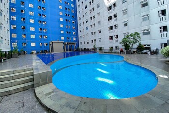 great choice and comfy 2br green pramuka city apartment