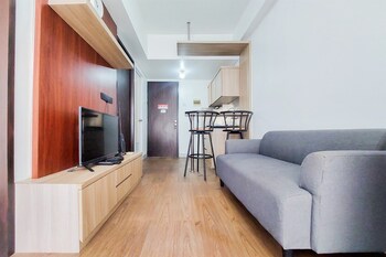 modern look 2br serpong greenview apartment