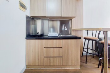 modern look 2br serpong greenview apartment