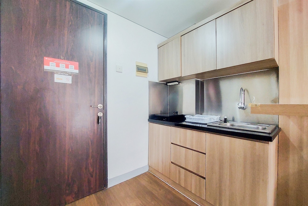modern look 2br serpong greenview apartment