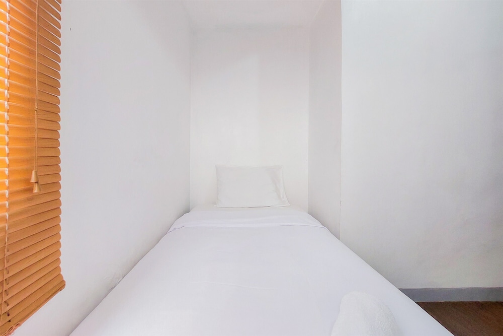 modern look 2br serpong greenview apartment