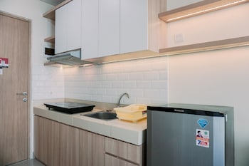 homey living and comfy studio apartment at b residence