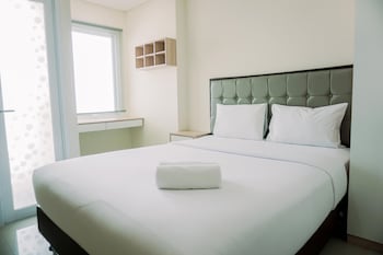 homey living and comfy studio apartment at b residence