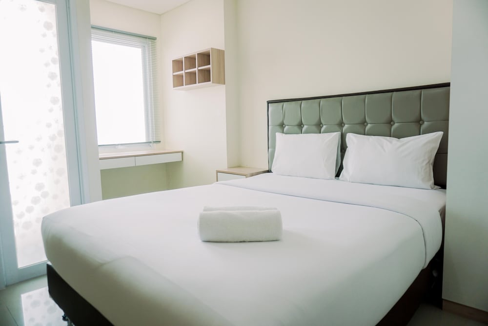 homey living and comfy studio apartment at b residence