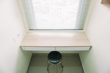 homey living and comfy studio apartment at b residence