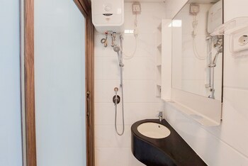 fully furnished with cozy studio sky house bsd apartment