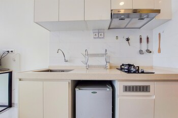 fully furnished with cozy studio sky house bsd apartment