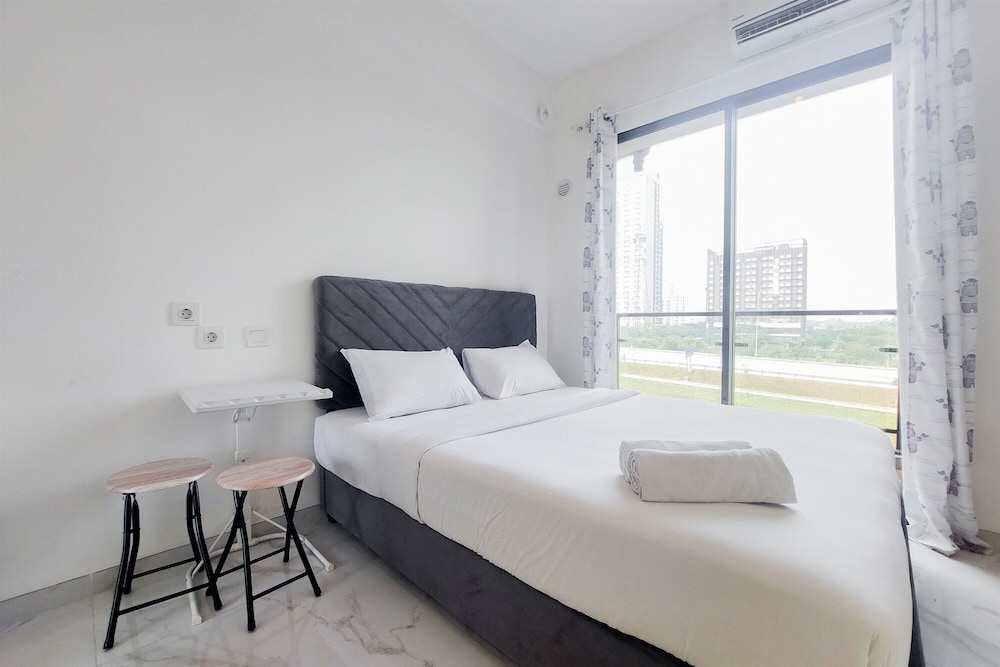 fully furnished with cozy studio sky house bsd apartment
