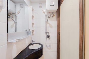 comfy designed and modern studio at sky house bsd apartment