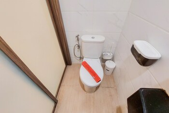 comfy designed and modern studio at sky house bsd apartment