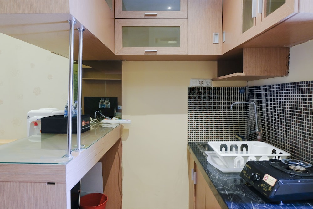 strategic 2br gateway ahmad yani cicadas apartment