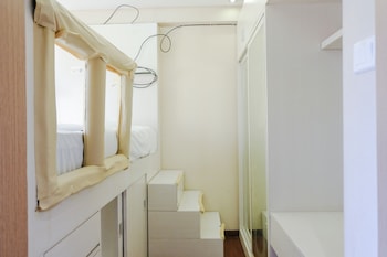 strategic 2br gateway ahmad yani cicadas apartment