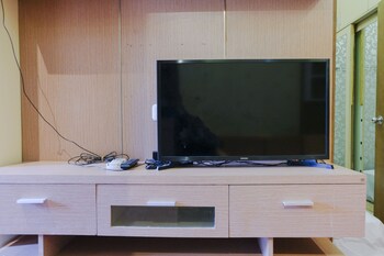 strategic 2br gateway ahmad yani cicadas apartment