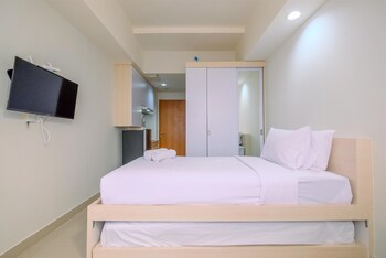 simply look studio at evenciio margonda apartment