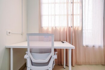 simply look studio at evenciio margonda apartment